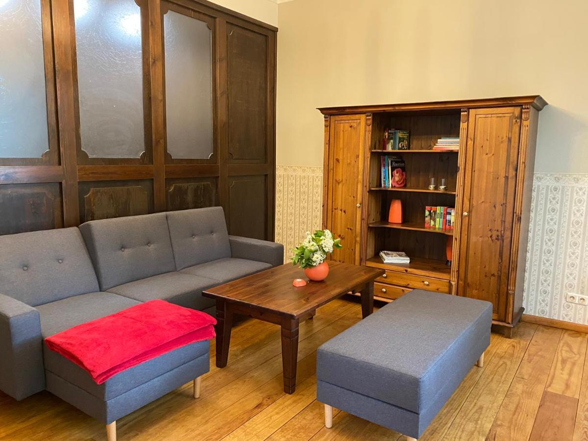 Exklusive Ferienwohnungen Im Gutshaus Viezen Bernitt Extérieur photo