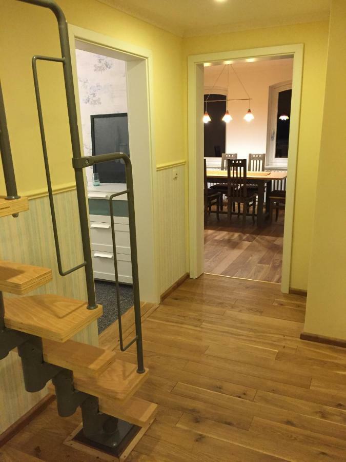 Exklusive Ferienwohnungen Im Gutshaus Viezen Bernitt Extérieur photo